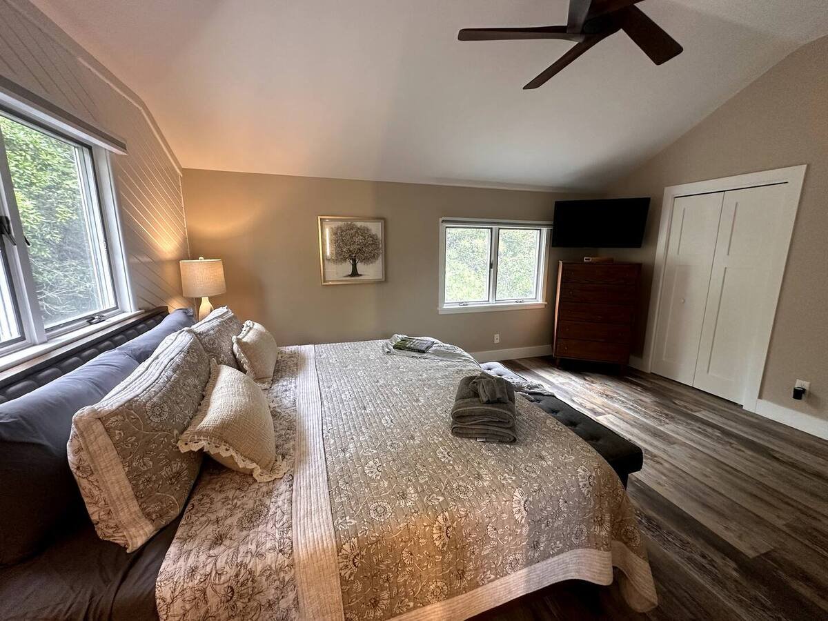 Master bedroom